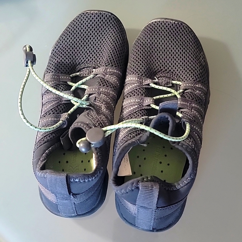 Boys size 1 water shoes
